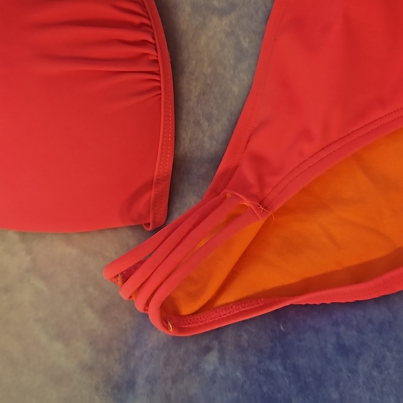 Bnwot Old Navy bikini - Picture 3 of 3